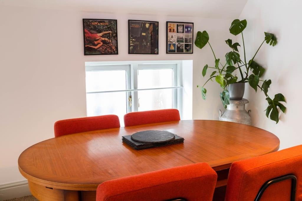 Church House Loft Скарбъро Екстериор снимка