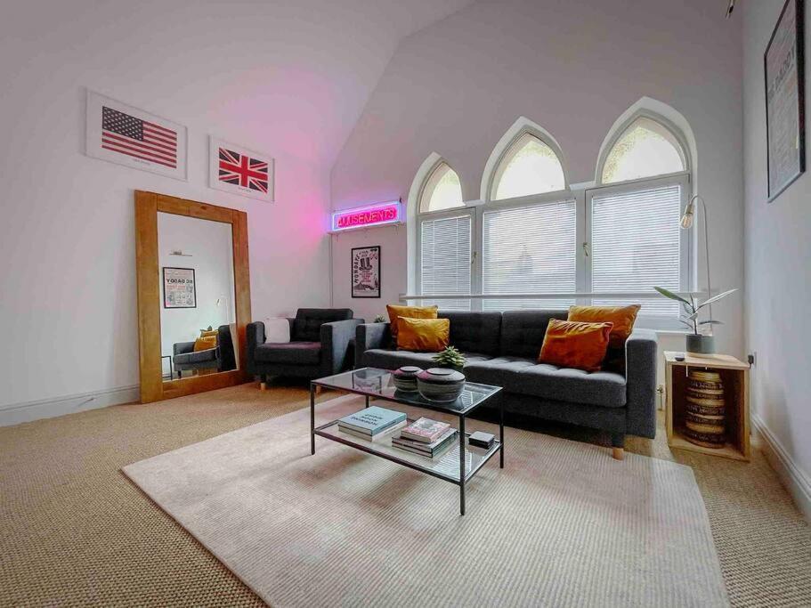 Church House Loft Скарбъро Екстериор снимка
