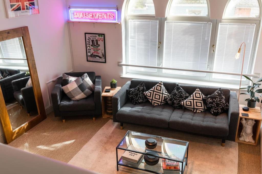 Church House Loft Скарбъро Екстериор снимка