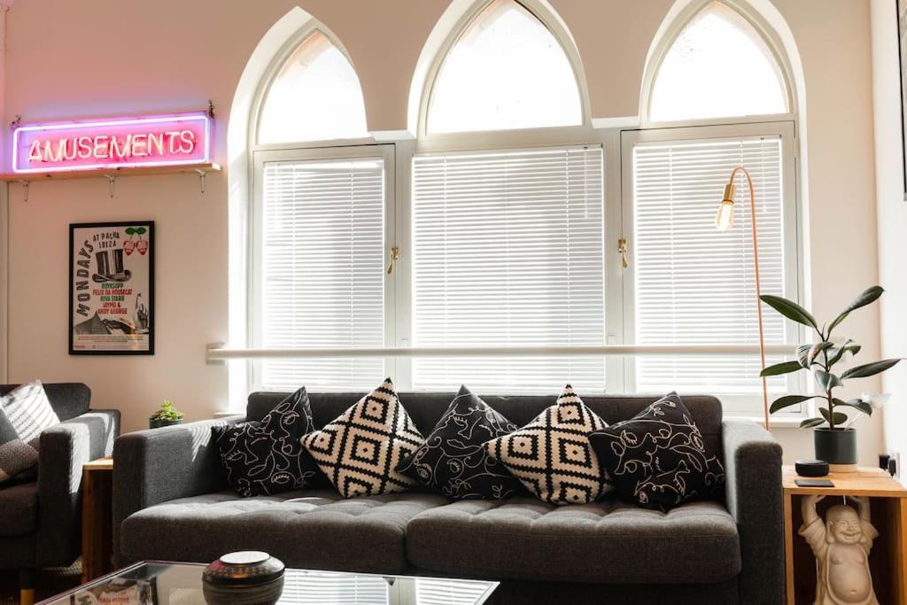 Church House Loft Скарбъро Екстериор снимка